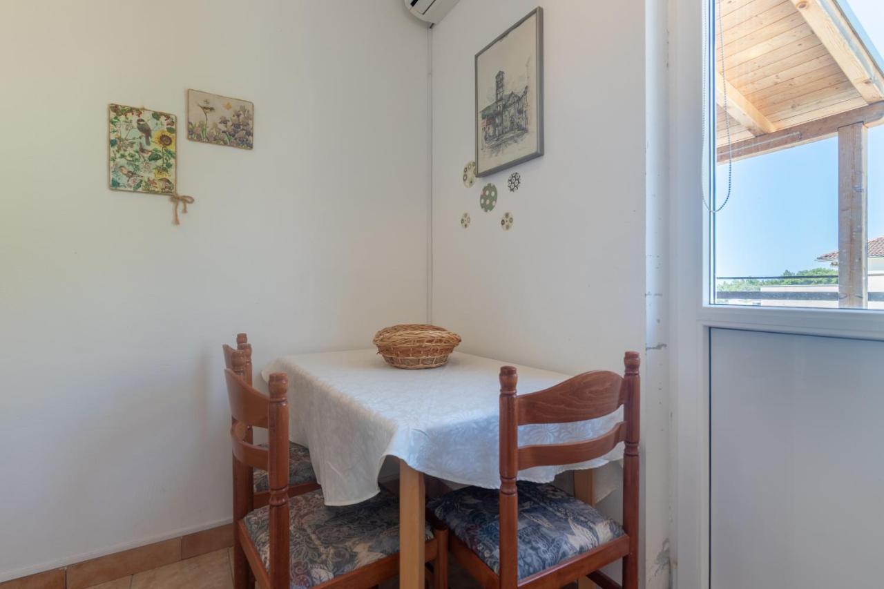 Apartments With A Parking Space Ivan Dolac, Hvar - 15784 Extérieur photo
